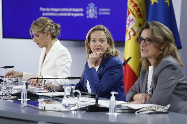 Governo espanhol pede aos bancos que subam juros dos depósitos