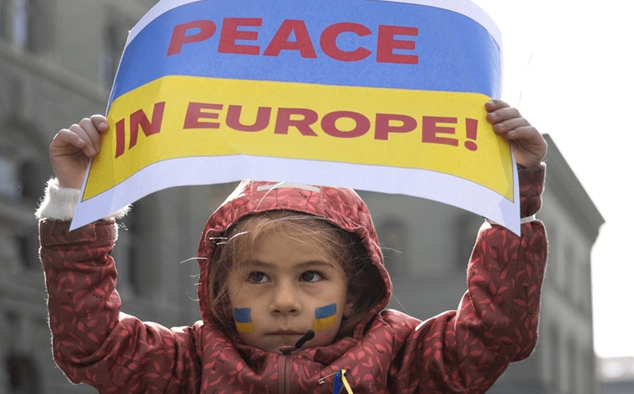 Um pouco por toda a Europa sucedem-se manifestações a pedir paz para a Ucrânia.