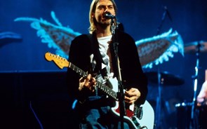 Guitarra de Kurt Cobain do vídeo 'Smells like teen spirit' vai a leilão