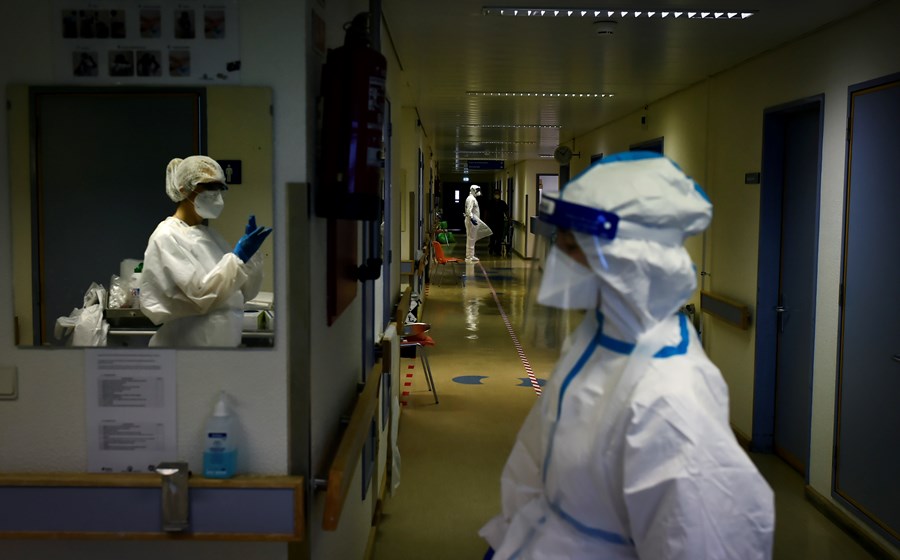 Em 2020, primeiro ano de pandemia, registou-se uma “quebra sem precedentes” da atividade hospitalar tanto no público como no privado.