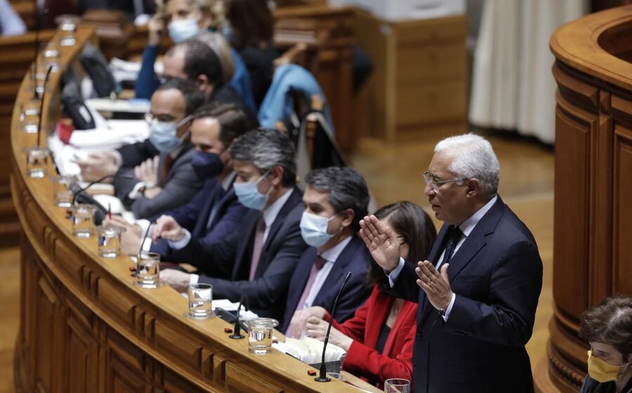 Debate PE AR