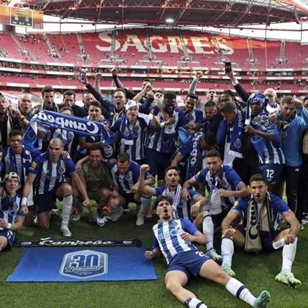FC Porto 'ganha' dois títulos de campeão mundial de clubes -  FC Porto - Jornal Record