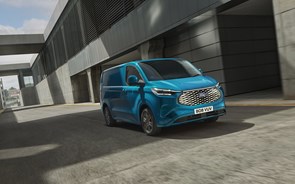 Ford Pro acelera impulso para a eletrificação 