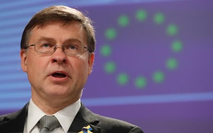 Dombrovskis recusa criar 'novas dependências estratégicas' na UE após crise com gás russo