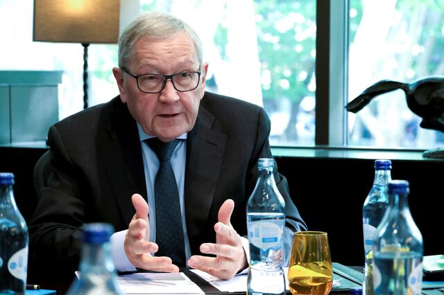 Fundo Europeu de Estabilização Financeira emite três mil milhões de euros em nova dívida