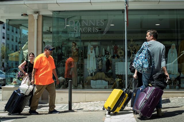 Proveitos do alojamento sobem 308% no semestre para 1.881,9 milhões de euros
