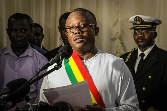 Presidente da Guiné-Bissau dissolve parlamento e marca legislativas para 18 de dezembro