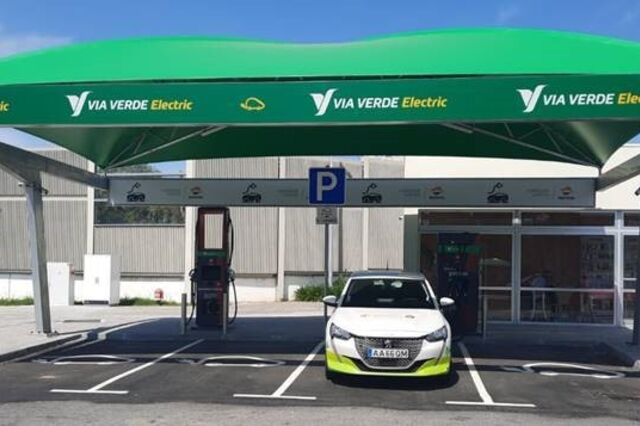 A1 já tem 18 pontos de carregamento elétricos rápidos e ultrarrápidos 