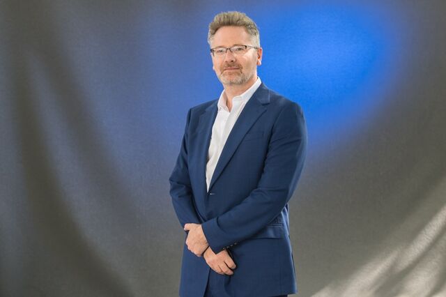 “É inaceitável que o fardo da inflação recaia, acima de tudo, nos trabalhadores”, diz Adam Tooze