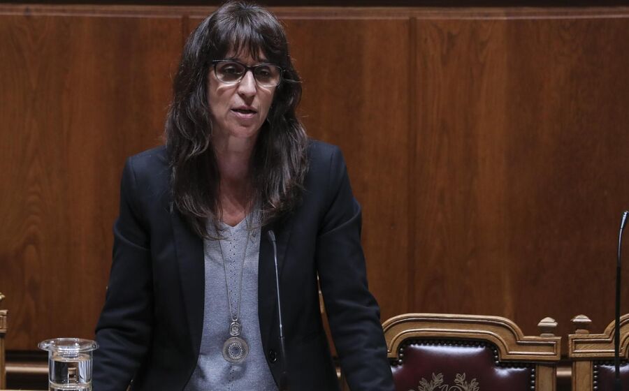 Helena Carreiras ministra da Defesa