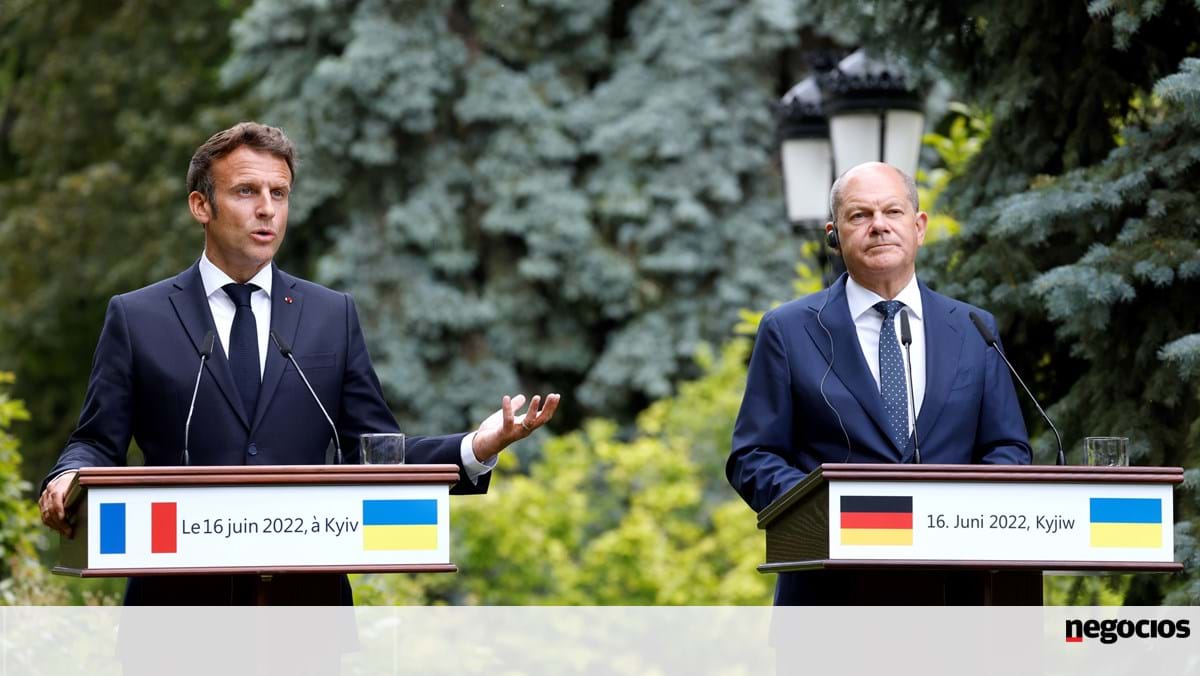 Frankreich, Deutschland, Italien und Rumänien wollen die Ukraine, die ab sofort offiziellen Kandidatenstatus in der EU hat, in die Ukraine einmarschieren