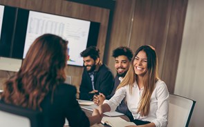 Estudo aponta que pandemia minou evolução da mulher no mercado de trabalho