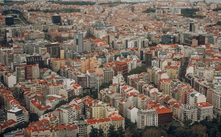 Autarca de Braga acusa Governo de encaixar verbas municipais de habitação