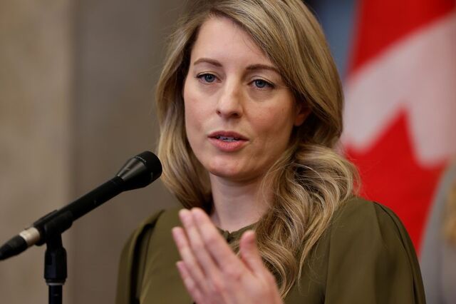 Canadá responde a Trump. Aplica taxas sobre 107 mil milhões em bens dos EUA