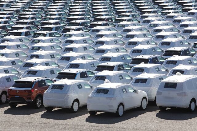 Produção automóvel e das refinarias ficou por recuperar em 2021