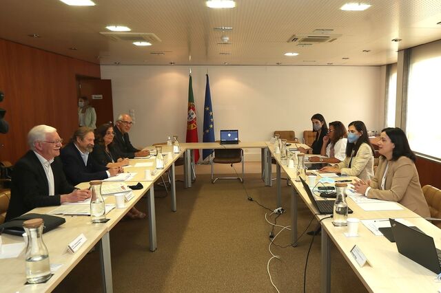 Retenção de IRS a salários baixos será ajustada