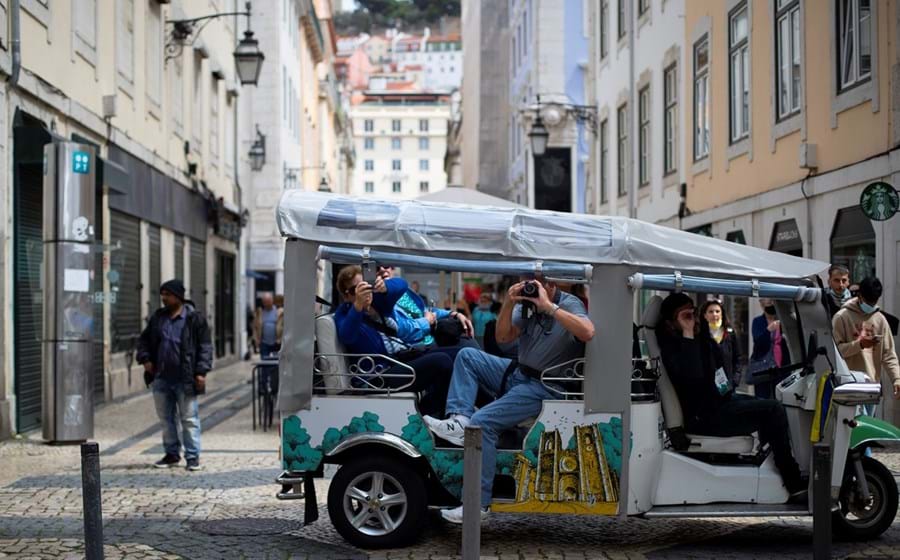 Turismo explica cerca de 66% do crescimento do PIB projetado pelo Banco de Portugal para este ano.