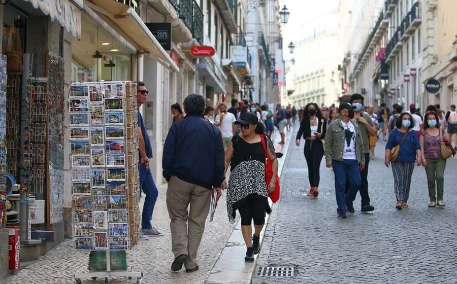 Depois do primeiro trimestre, o turismo vai continuar a puxar pelo crescimento económico, mas o balão pode esvaziar até ao final do ano.