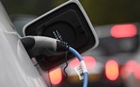 Crianças aceleram mudança para os carros elétricos 