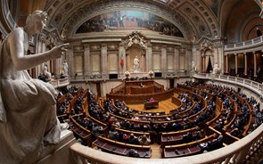 Eutanásia: Parlamento aprova diploma em votação final global