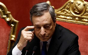 Draghi avisa que UE tem de investir 'enorme quantidade de dinheiro' a curto prazo