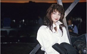  'Running up That Hill' volta a render quase 4 milhões a Kate Bush mais de 30 anos depois do lançamento