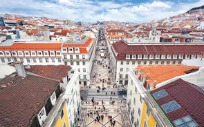 rua do ouro, baixa, lisboa, pessoas 