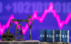 Petróleo flutua, mas com ganhos