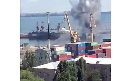 Rússia reconhece ataque a 'infraestrutura militar' no porto de Odessa