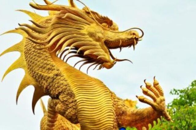 'Dragão vence o urso': Ações chinesas cotadas nos EUA registam melhor mês em três anos