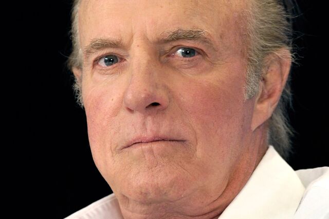 Com James Caan na mansão da Playboy 