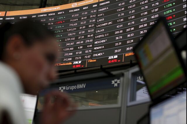 Europa cai pressionada por Banco de Japão. Juros da divida portuguesa em máximos de outubro