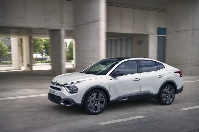 Citroën C4 X e ë-C4 X. Original