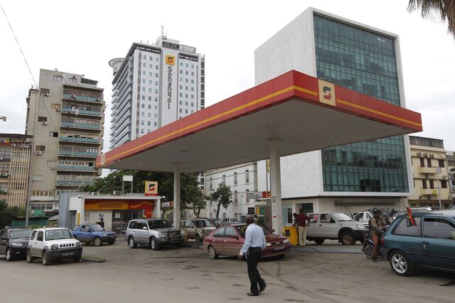 A invasão chinesa de Angola anda agora de quatro rodas