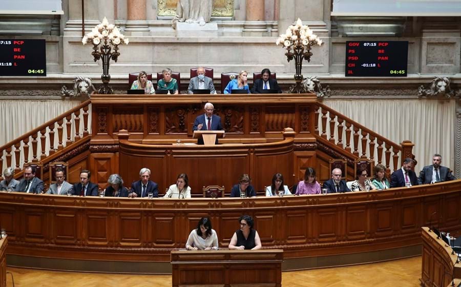 Debate do Estado da Nação está marcado para esta quarta-feira, às 15h00. Partido fazem balanço dos primeiros meses de António Costa.