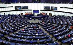 Governo prepara voto contra listas transnacionais nas Europeias