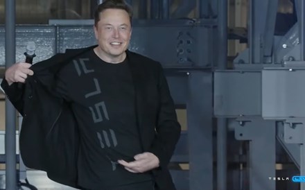 Elon Musk quer abraçar novo capital com “stock split” da Tesla