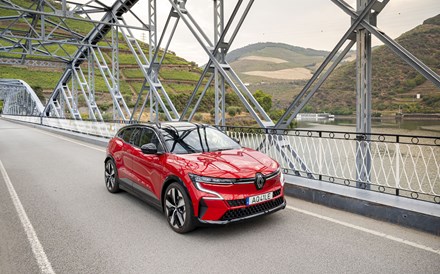 Renault Mégane E-Tech Elétrico: Passagem de testemunho