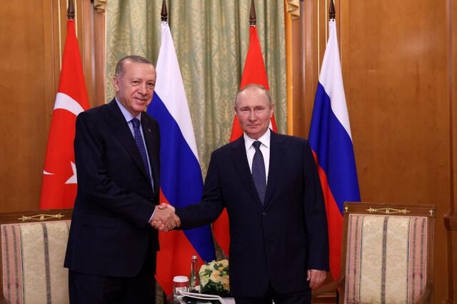 Turquia duplica importações de petróleo russo 