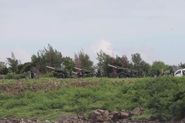 Taiwan: Militares iniciam exercícios com uso de fogo real a simular ataque da China