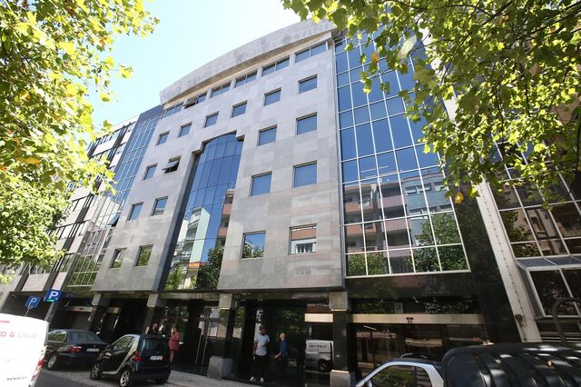 Trabalhadores da Uber em Portugal compram 80 mil dólares em ações 