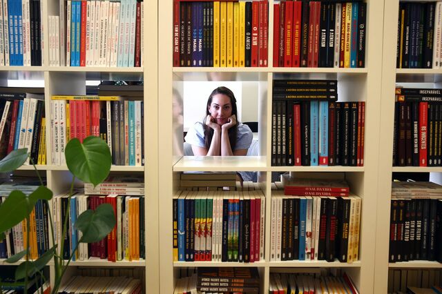 Vanessa van Edwards, a “pessoa estranha” que ensina a sorrir