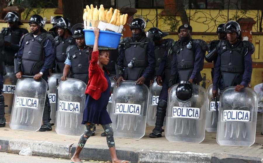 O risco de instabilidade social em Luanda é elevado.