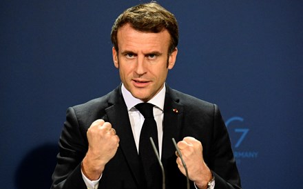 França promete a Costa acelerar interconexões energéticas e Macron realiza em 2023 visita de Estado a Portugal