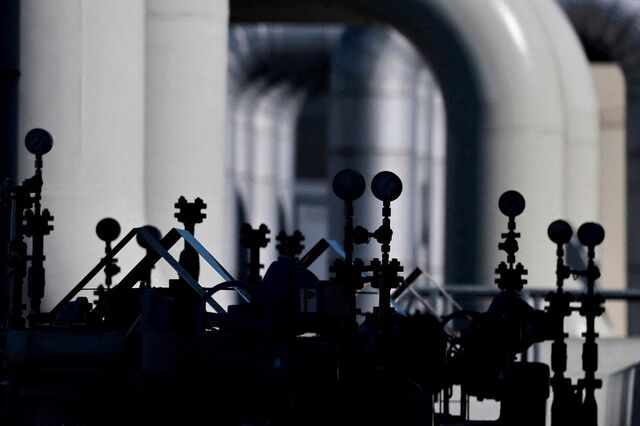 Bruxelas avança com cortes obrigatórios no consumo de luz