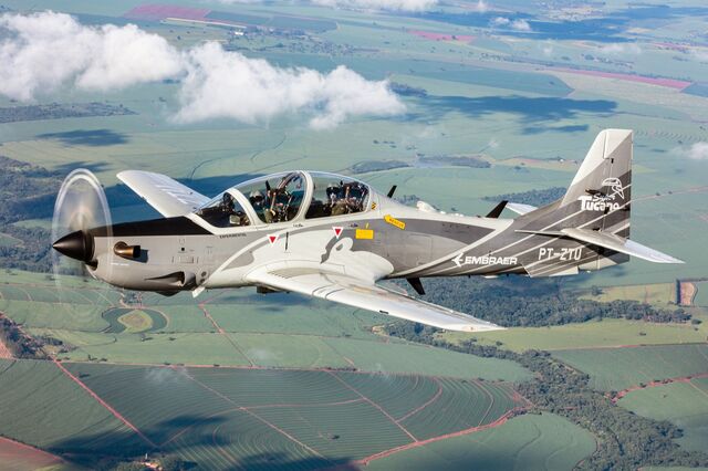 Embraer anuncia investimento de 3,3 mil milhões de euros até 2030