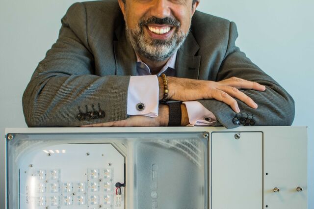 Municípios poupam 70% na luz com candeeiros inteligentes