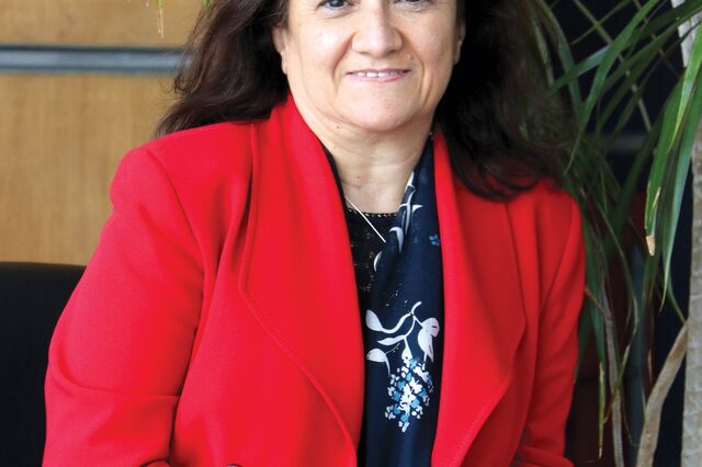 ISCAC atenta à dinâmica do mercado