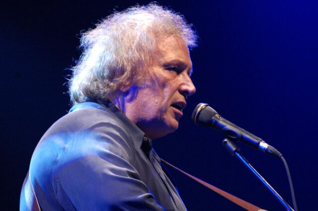 Letra da música 'Vincent' de Don McLean vai a leilão