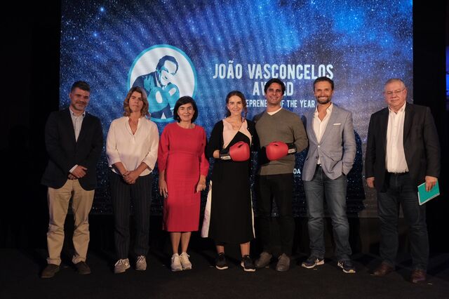Fundadores da Coverflex vencem Prémio João Vasconcelos